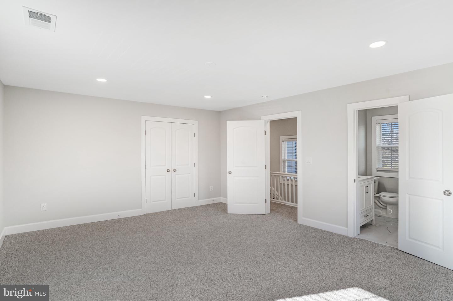 3010 STEVEN MARTIN DR, FAIRFAX, Virginia 22031, 5 Bedrooms Bedrooms, 14 Rooms Rooms,3 BathroomsBathrooms,Residential,For sale,3010 STEVEN MARTIN DR,VAFX2270020 MLS # VAFX2270020 3010 STEVEN MARTIN DR, FAIRFAX, Virginia 22031, 5 Bedrooms Bedrooms, 14 Rooms Rooms,3 BathroomsBathrooms,Residential,For sale,3010 STEVEN MARTIN DR,VAFX2270020 MLS # VAFX2270020