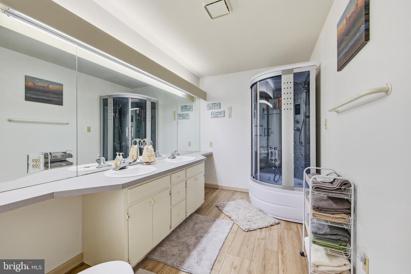 16 SPRUCE HOLLOW RD, BASYE, Virginia 22810, 3 Bedrooms Bedrooms, ,2 BathroomsBathrooms,Residential,For sale,16 SPRUCE HOLLOW RD,VASH2012752 MLS # VASH2012752