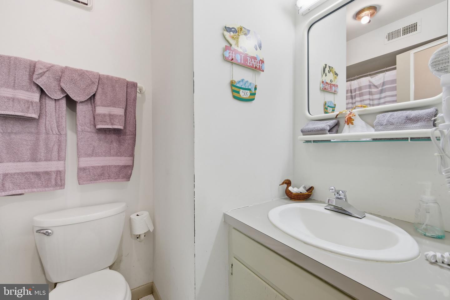 16 SPRUCE HOLLOW RD, BASYE, Virginia 22810, 3 Bedrooms Bedrooms, ,2 BathroomsBathrooms,Residential,For sale,16 SPRUCE HOLLOW RD,VASH2012752 MLS # VASH2012752