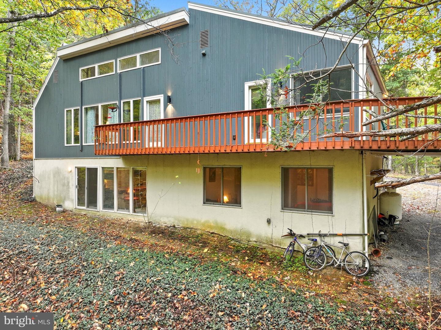 16 SPRUCE HOLLOW RD, BASYE, Virginia 22810, 3 Bedrooms Bedrooms, ,2 BathroomsBathrooms,Residential,For sale,16 SPRUCE HOLLOW RD,VASH2012752 MLS # VASH2012752