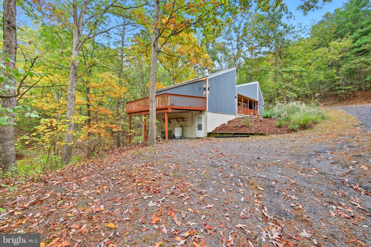 16 SPRUCE HOLLOW RD, BASYE, Virginia 22810, 3 Bedrooms Bedrooms, ,2 BathroomsBathrooms,Residential,For sale,16 SPRUCE HOLLOW RD,VASH2012752 MLS # VASH2012752