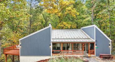 16 SPRUCE HOLLOW RD, BASYE, Virginia 22810, 3 Bedrooms Bedrooms, ,2 BathroomsBathrooms,Residential,For sale,16 SPRUCE HOLLOW RD,VASH2012752 MLS # VASH2012752