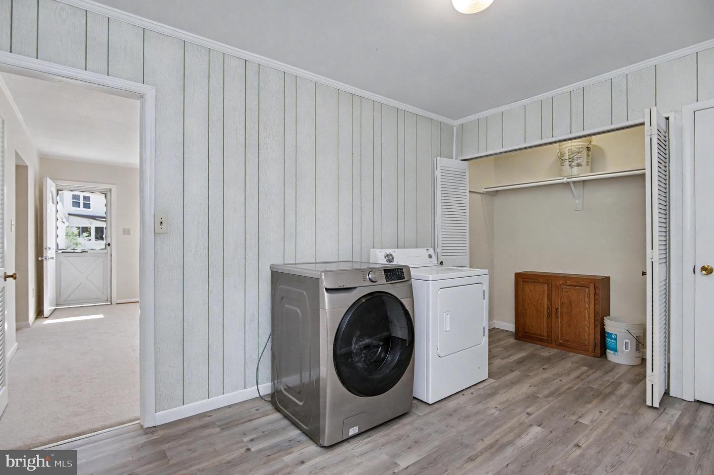 4026 WALTERS CT, FAIRFAX, Virginia 22030, 3 Bedrooms Bedrooms, ,2 BathroomsBathrooms,Residential,For sale,4026 WALTERS CT,VAFC2007232 MLS # VAFC2007232