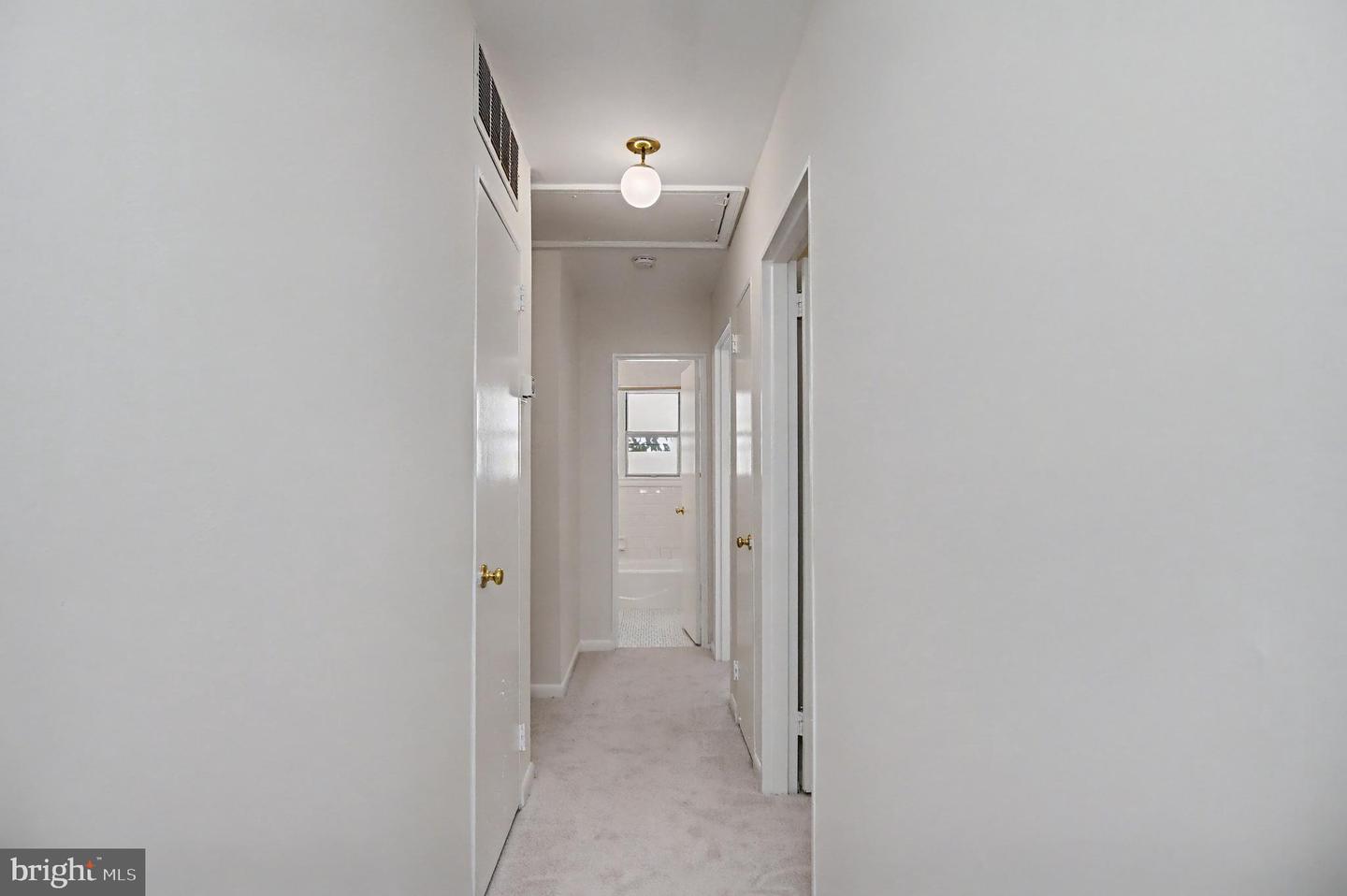 4026 WALTERS CT, FAIRFAX, Virginia 22030, 3 Bedrooms Bedrooms, ,2 BathroomsBathrooms,Residential,For sale,4026 WALTERS CT,VAFC2007232 MLS # VAFC2007232