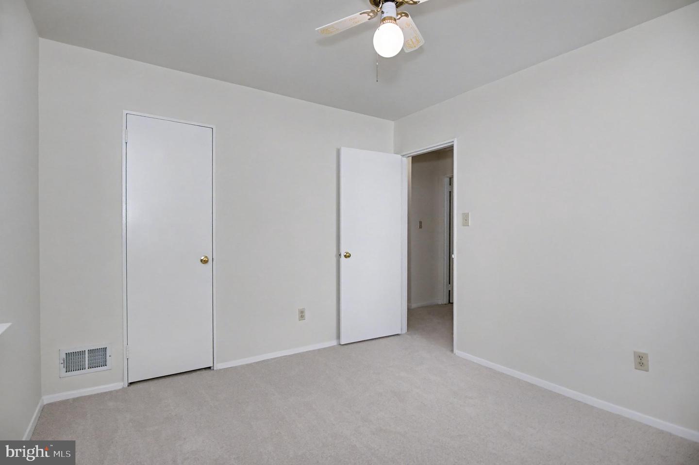 4026 WALTERS CT, FAIRFAX, Virginia 22030, 3 Bedrooms Bedrooms, ,2 BathroomsBathrooms,Residential,For sale,4026 WALTERS CT,VAFC2007232 MLS # VAFC2007232