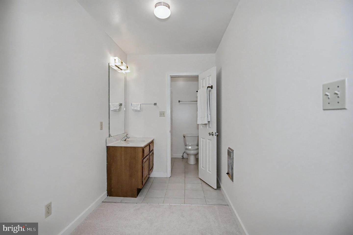 4026 WALTERS CT, FAIRFAX, Virginia 22030, 3 Bedrooms Bedrooms, ,2 BathroomsBathrooms,Residential,For sale,4026 WALTERS CT,VAFC2007232 MLS # VAFC2007232