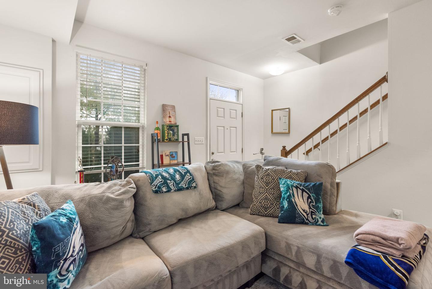 3612 FORT LINCOLN DR NE, WASHINGTON, District Of Columbia 20018, 2 Bedrooms Bedrooms, ,2 BathroomsBathrooms,Residential,For sale,3612 FORT LINCOLN DR NE,DCDC2229146 MLS # DCDC2229146