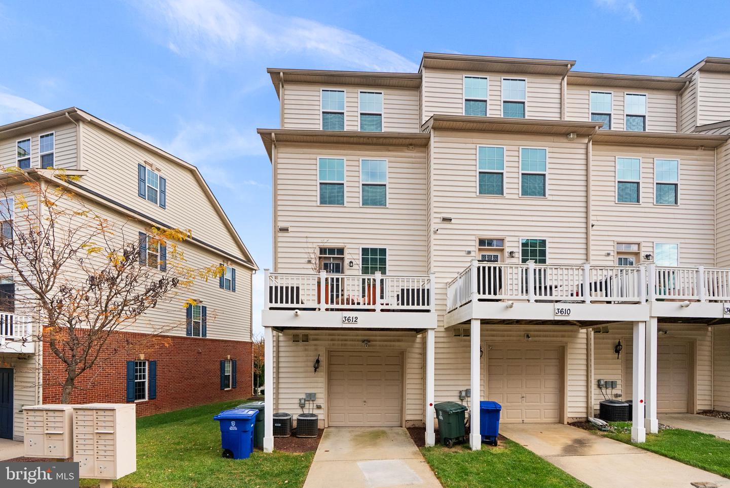 3612 FORT LINCOLN DR NE, WASHINGTON, District Of Columbia 20018, 2 Bedrooms Bedrooms, ,2 BathroomsBathrooms,Residential,For sale,3612 FORT LINCOLN DR NE,DCDC2229146 MLS # DCDC2229146