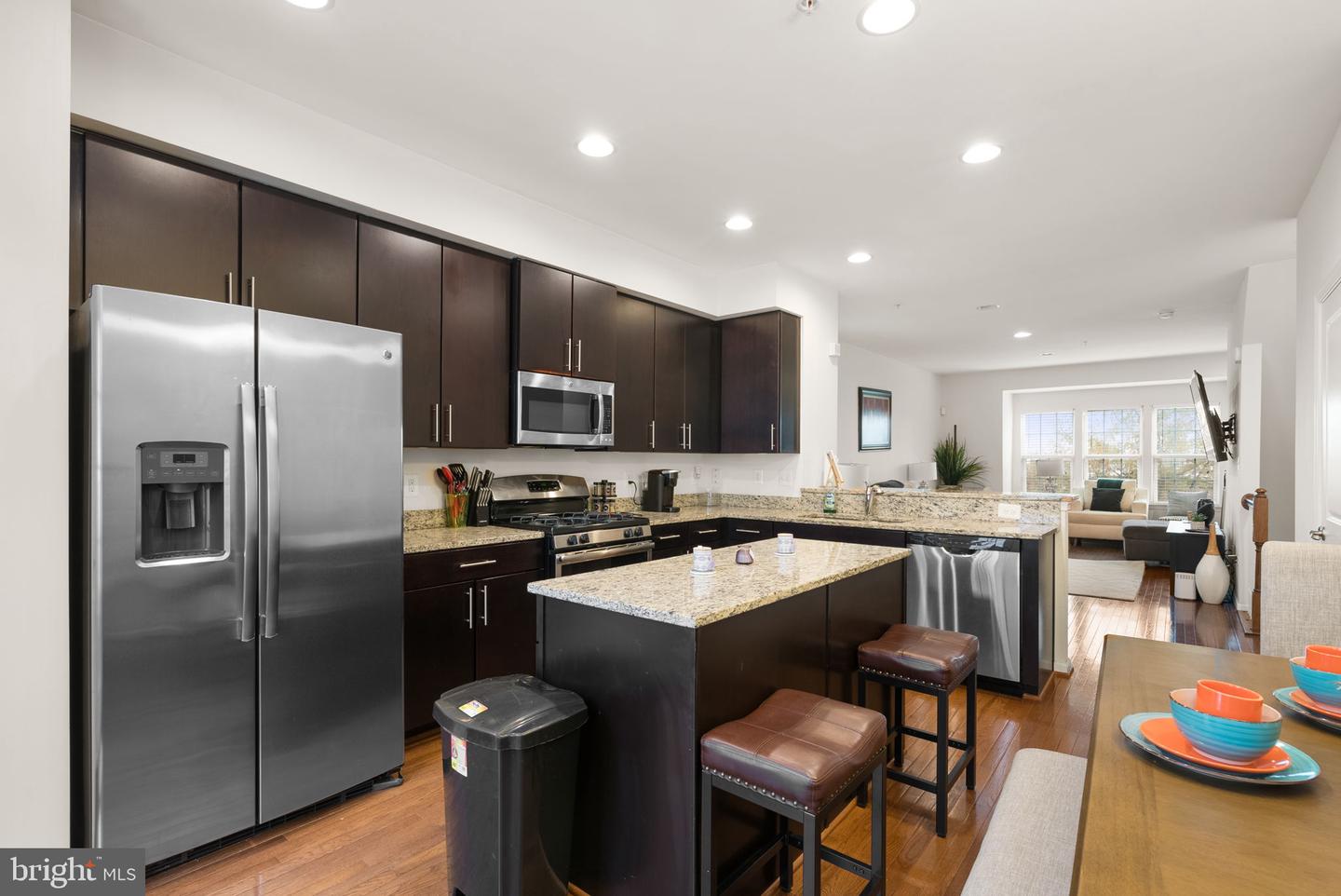 3612 FORT LINCOLN DR NE, WASHINGTON, District Of Columbia 20018, 2 Bedrooms Bedrooms, ,2 BathroomsBathrooms,Residential,For sale,3612 FORT LINCOLN DR NE,DCDC2229146 MLS # DCDC2229146