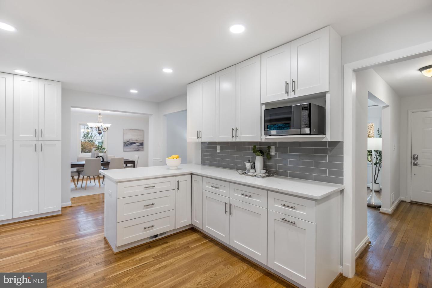 6222 BEACHWAY DR, FALLS CHURCH, Virginia 22041, 3 Bedrooms Bedrooms, ,3 BathroomsBathrooms,Residential,For sale,6222 BEACHWAY DR,VAFX2276418 MLS # VAFX2276418