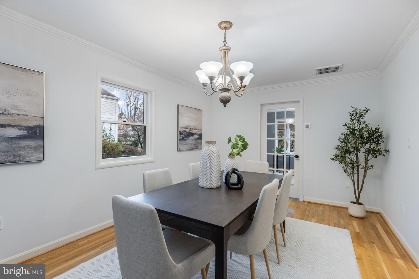 6222 BEACHWAY DR, FALLS CHURCH, Virginia 22041, 3 Bedrooms Bedrooms, ,3 BathroomsBathrooms,Residential,For sale,6222 BEACHWAY DR,VAFX2276418 MLS # VAFX2276418