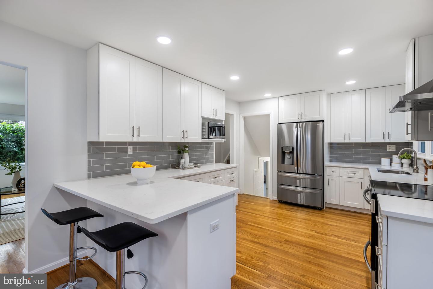 6222 BEACHWAY DR, FALLS CHURCH, Virginia 22041, 3 Bedrooms Bedrooms, ,3 BathroomsBathrooms,Residential,For sale,6222 BEACHWAY DR,VAFX2276418 MLS # VAFX2276418