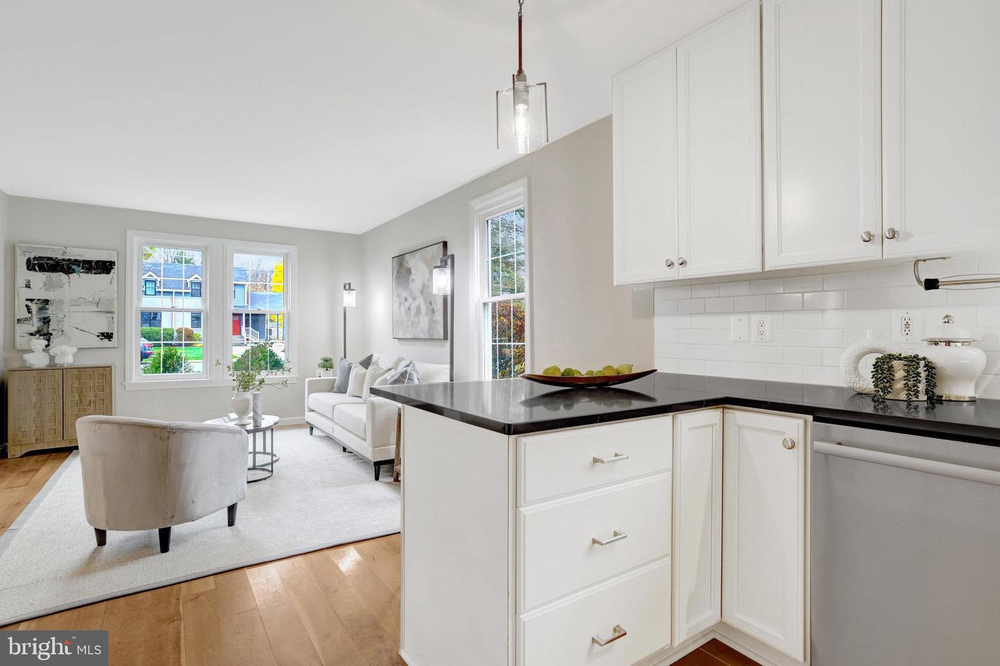 6402 POTOMAC AVE, ALEXANDRIA, Virginia 22307, 4 Bedrooms Bedrooms, ,2 BathroomsBathrooms,Residential,For sale,6402 POTOMAC AVE,VAFX2276704 MLS # VAFX2276704