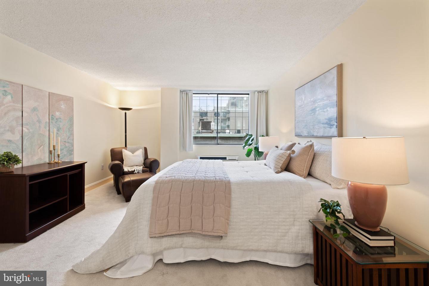 1325 18TH ST NW #712, WASHINGTON, District Of Columbia 20036, 1 Bedroom Bedrooms, ,1 BathroomBathrooms,Residential,For sale,1325 18TH ST NW #712,DCDC2229592 MLS # DCDC2229592