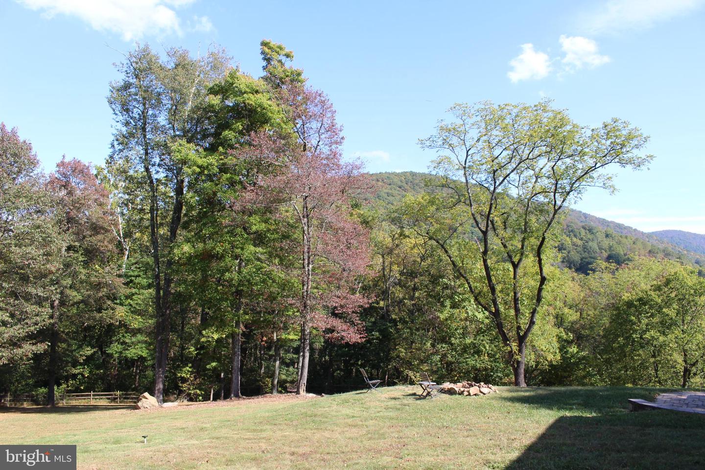 3998 HIDDEN VALLEY LN, LINDEN, Virginia 22642, 3 Bedrooms Bedrooms, 10 Rooms Rooms,2 BathroomsBathrooms,Residential,For sale,3998 HIDDEN VALLEY LN,VAFQ2019546 MLS # VAFQ2019546