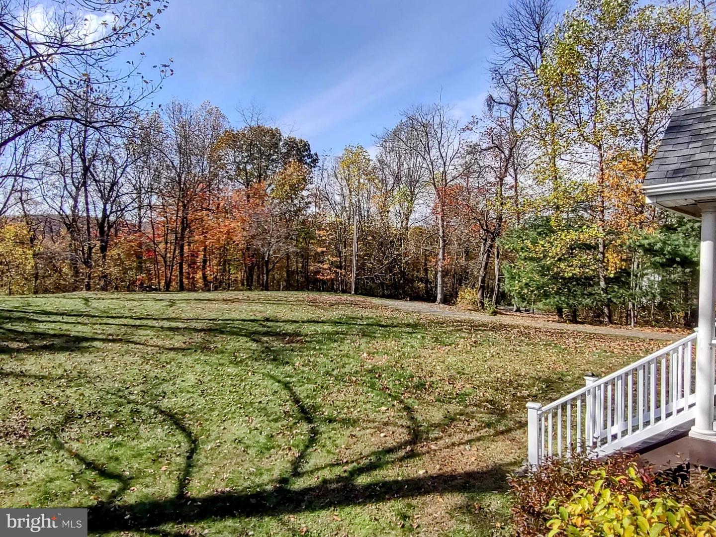 3998 HIDDEN VALLEY LN, LINDEN, Virginia 22642, 3 Bedrooms Bedrooms, 10 Rooms Rooms,2 BathroomsBathrooms,Residential,For sale,3998 HIDDEN VALLEY LN,VAFQ2019546 MLS # VAFQ2019546