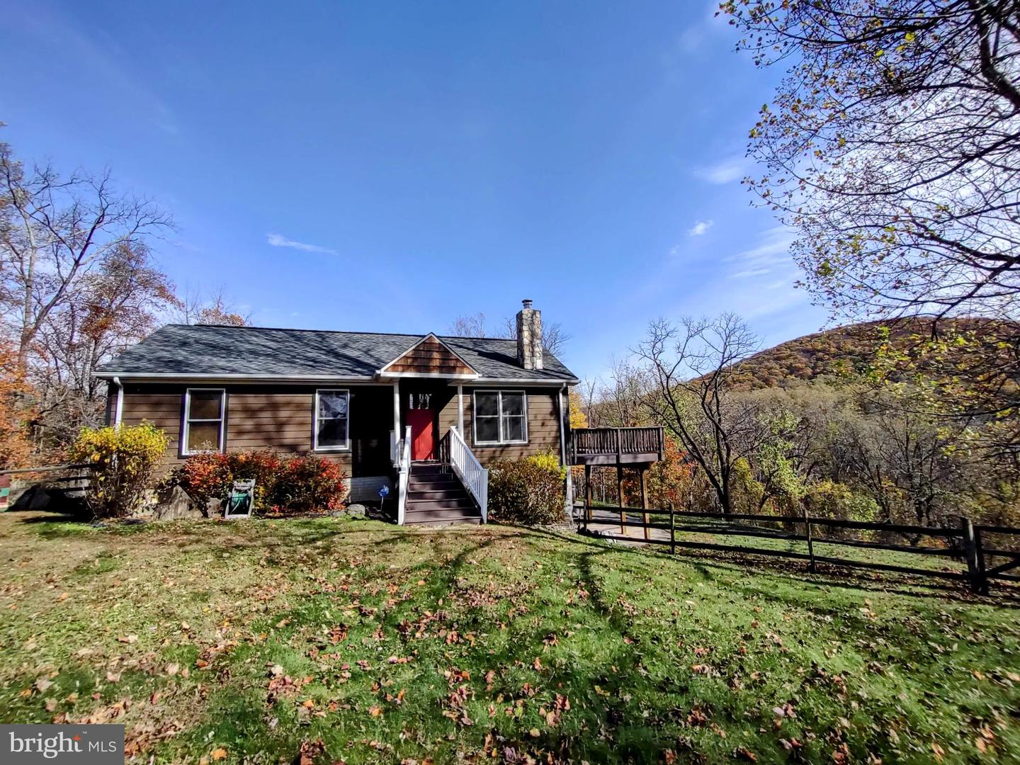 3998 HIDDEN VALLEY LN, LINDEN, Virginia 22642, 3 Bedrooms Bedrooms, 10 Rooms Rooms,2 BathroomsBathrooms,Residential,For sale,3998 HIDDEN VALLEY LN,VAFQ2019546 MLS # VAFQ2019546
