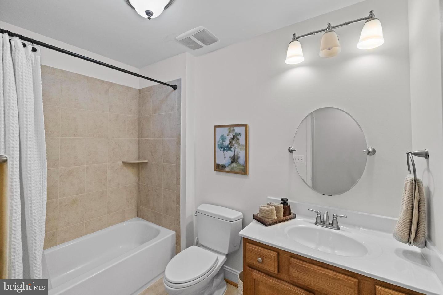 16199 SHEFFIELD DR, DUMFRIES, Virginia 22025, 4 Bedrooms Bedrooms, 12 Rooms Rooms,3 BathroomsBathrooms,Residential,For sale,16199 SHEFFIELD DR,VAPW2107514 MLS # VAPW2107514