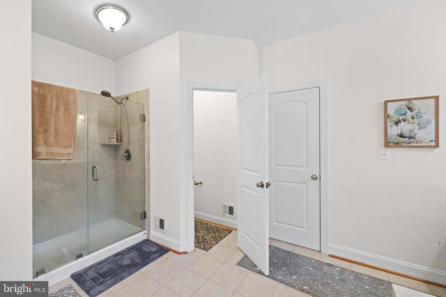 16199 SHEFFIELD DR, DUMFRIES, Virginia 22025, 4 Bedrooms Bedrooms, 12 Rooms Rooms,3 BathroomsBathrooms,Residential,For sale,16199 SHEFFIELD DR,VAPW2107514 MLS # VAPW2107514