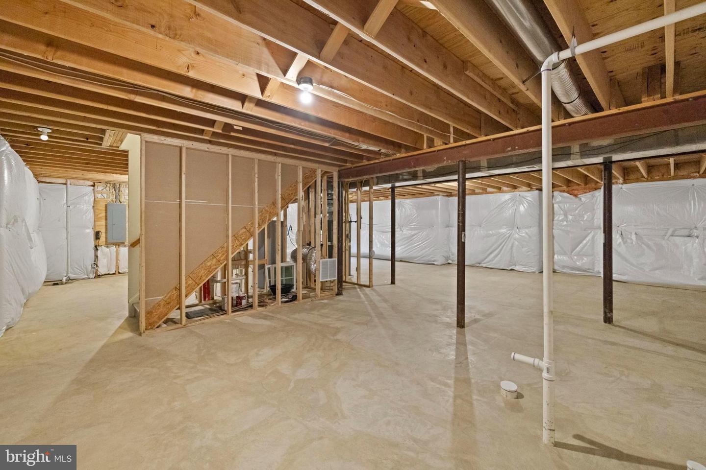 16199 SHEFFIELD DR, DUMFRIES, Virginia 22025, 4 Bedrooms Bedrooms, 12 Rooms Rooms,3 BathroomsBathrooms,Residential,For sale,16199 SHEFFIELD DR,VAPW2107514 MLS # VAPW2107514