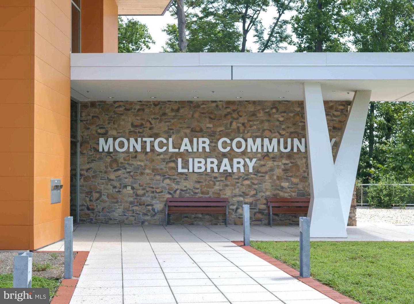 16199 SHEFFIELD DR, DUMFRIES, Virginia 22025, 4 Bedrooms Bedrooms, 12 Rooms Rooms,3 BathroomsBathrooms,Residential,For sale,16199 SHEFFIELD DR,VAPW2107514 MLS # VAPW2107514