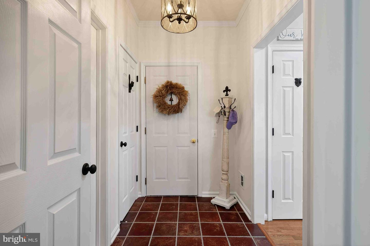 8187 DOUGLAS FIR DR, LORTON, Virginia 22079, 4 Bedrooms Bedrooms, ,2 BathroomsBathrooms,Residential,For sale,8187 DOUGLAS FIR DR,VAFX2278382 MLS # VAFX2278382