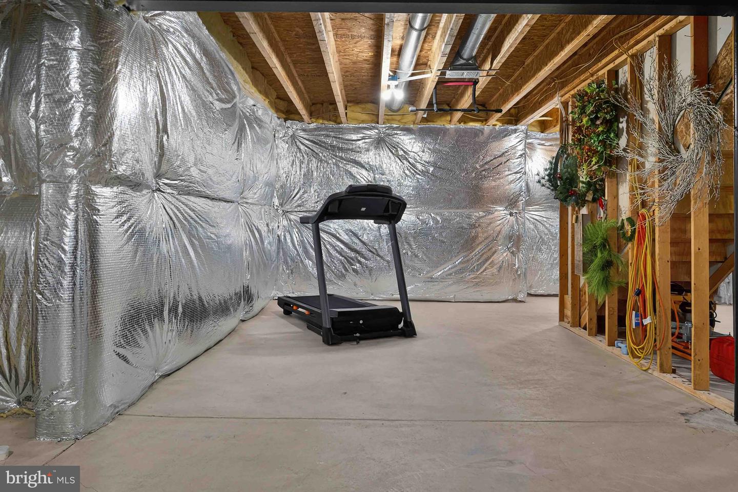 8187 DOUGLAS FIR DR, LORTON, Virginia 22079, 4 Bedrooms Bedrooms, ,2 BathroomsBathrooms,Residential,For sale,8187 DOUGLAS FIR DR,VAFX2278382 MLS # VAFX2278382