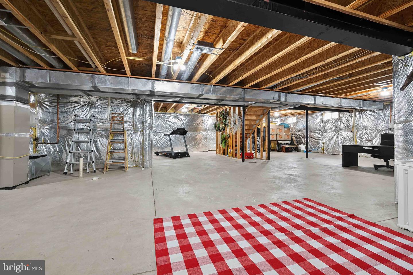 8187 DOUGLAS FIR DR, LORTON, Virginia 22079, 4 Bedrooms Bedrooms, ,2 BathroomsBathrooms,Residential,For sale,8187 DOUGLAS FIR DR,VAFX2278382 MLS # VAFX2278382