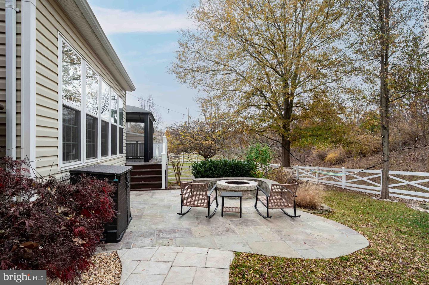 8187 DOUGLAS FIR DR, LORTON, Virginia 22079, 4 Bedrooms Bedrooms, ,2 BathroomsBathrooms,Residential,For sale,8187 DOUGLAS FIR DR,VAFX2278382 MLS # VAFX2278382