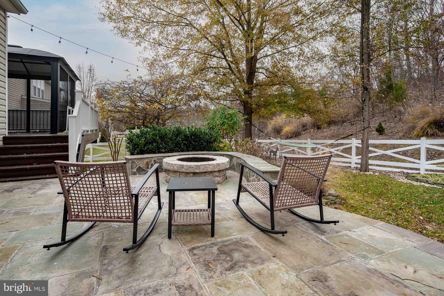 8187 DOUGLAS FIR DR, LORTON, Virginia 22079, 4 Bedrooms Bedrooms, ,2 BathroomsBathrooms,Residential,For sale,8187 DOUGLAS FIR DR,VAFX2278382 MLS # VAFX2278382