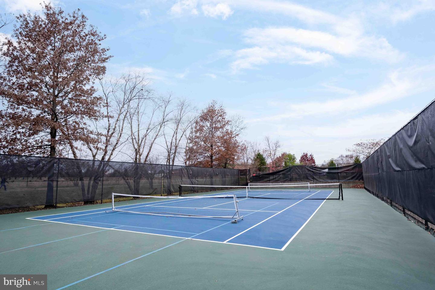 8187 DOUGLAS FIR DR, LORTON, Virginia 22079, 4 Bedrooms Bedrooms, ,2 BathroomsBathrooms,Residential,For sale,8187 DOUGLAS FIR DR,VAFX2278382 MLS # VAFX2278382