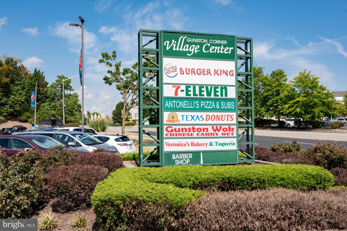 8187 DOUGLAS FIR DR, LORTON, Virginia 22079, 4 Bedrooms Bedrooms, ,2 BathroomsBathrooms,Residential,For sale,8187 DOUGLAS FIR DR,VAFX2278382 MLS # VAFX2278382