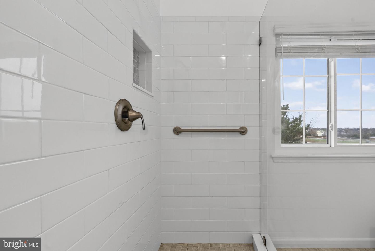 44112 SAXONY TER, ASHBURN, Virginia 20147, 3 Bedrooms Bedrooms, ,2 BathroomsBathrooms,Residential,For sale,44112 SAXONY TER,VALO2110936 MLS # VALO2110936