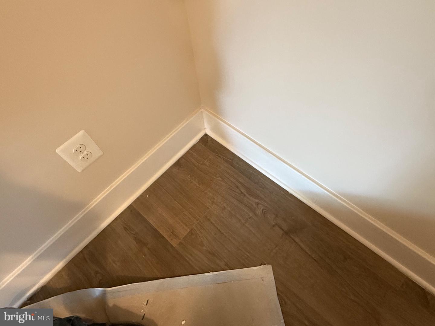 1102 LAKEVIEW DR, CROSS JUNCTION, Virginia 22625, 3 Bedrooms Bedrooms, 10 Rooms Rooms,2 BathroomsBathrooms,Residential,For sale,1102 LAKEVIEW DR,VAFV2037976 MLS # VAFV2037976