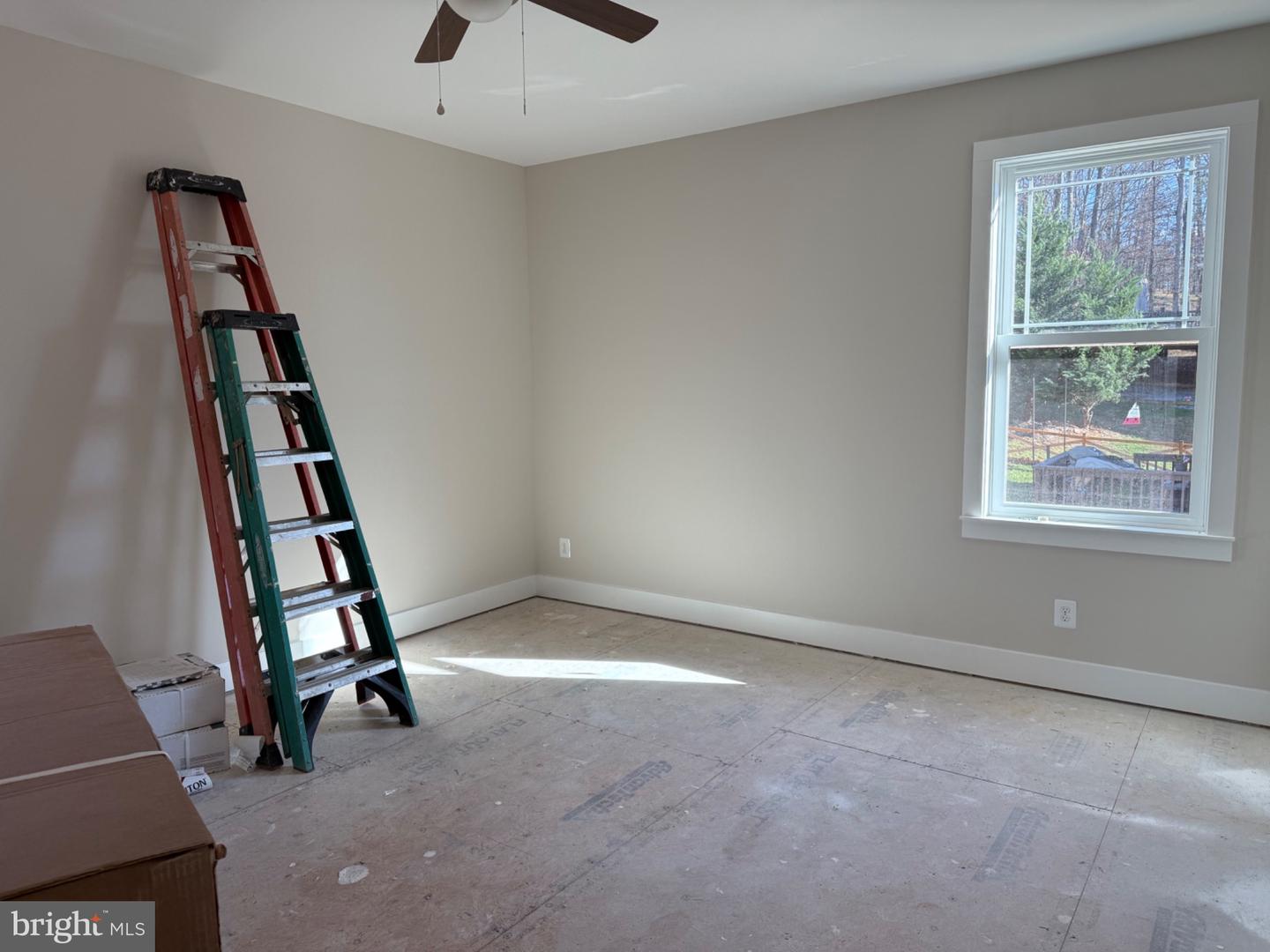 1102 LAKEVIEW DR, CROSS JUNCTION, Virginia 22625, 3 Bedrooms Bedrooms, 10 Rooms Rooms,2 BathroomsBathrooms,Residential,For sale,1102 LAKEVIEW DR,VAFV2037976 MLS # VAFV2037976