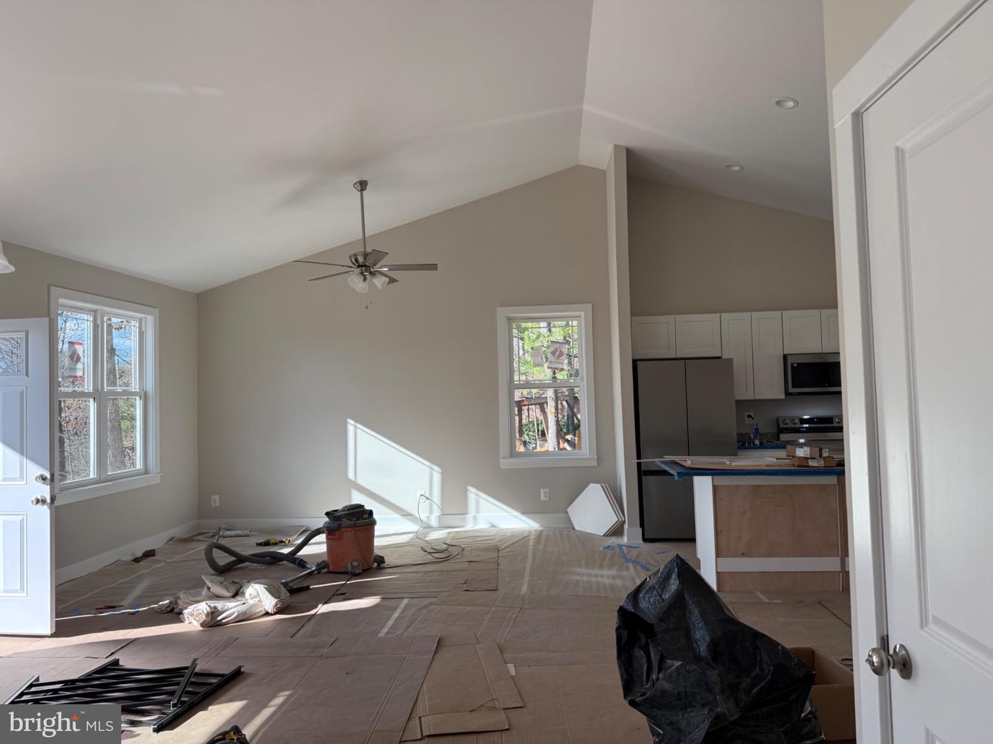 1102 LAKEVIEW DR, CROSS JUNCTION, Virginia 22625, 3 Bedrooms Bedrooms, 10 Rooms Rooms,2 BathroomsBathrooms,Residential,For sale,1102 LAKEVIEW DR,VAFV2037976 MLS # VAFV2037976