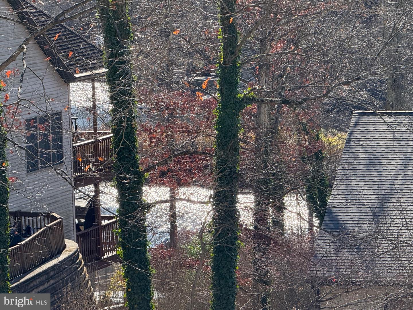 1102 LAKEVIEW DR, CROSS JUNCTION, Virginia 22625, 3 Bedrooms Bedrooms, 10 Rooms Rooms,2 BathroomsBathrooms,Residential,For sale,1102 LAKEVIEW DR,VAFV2037976 MLS # VAFV2037976