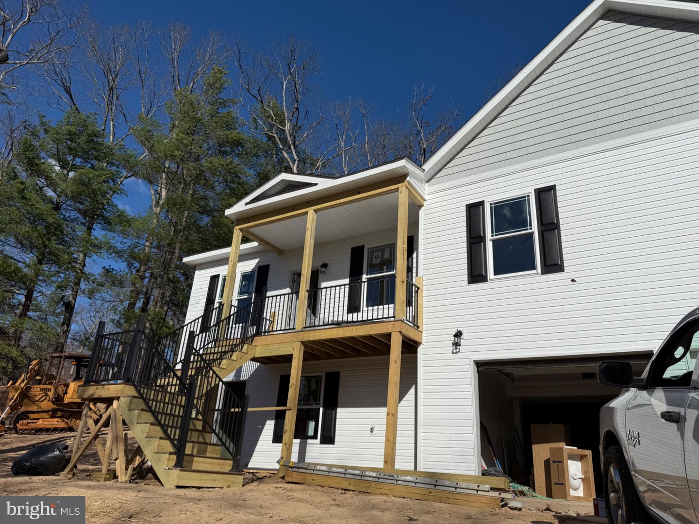 1102 LAKEVIEW DR, CROSS JUNCTION, Virginia 22625, 3 Bedrooms Bedrooms, 10 Rooms Rooms,2 BathroomsBathrooms,Residential,For sale,1102 LAKEVIEW DR,VAFV2037976 MLS # VAFV2037976