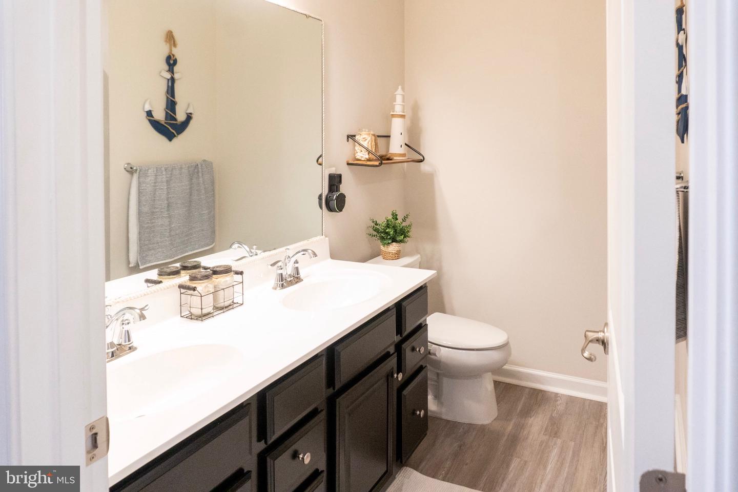 9216 SPLIT OAK, FREDERICKSBURG, Virginia 22407, 5 Bedrooms Bedrooms, 22 Rooms Rooms,4 BathroomsBathrooms,Residential,For sale,9216 SPLIT OAK,VASP2037498 MLS # VASP2037498