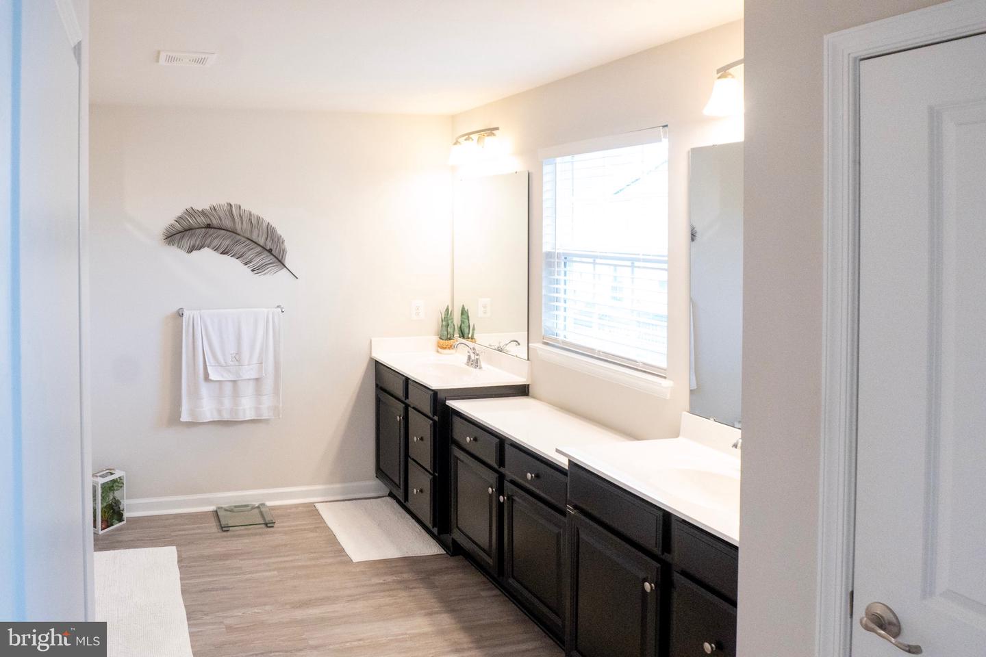 9216 SPLIT OAK, FREDERICKSBURG, Virginia 22407, 5 Bedrooms Bedrooms, 22 Rooms Rooms,4 BathroomsBathrooms,Residential,For sale,9216 SPLIT OAK,VASP2037498 MLS # VASP2037498