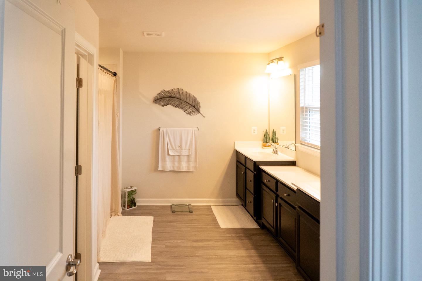 9216 SPLIT OAK, FREDERICKSBURG, Virginia 22407, 5 Bedrooms Bedrooms, 22 Rooms Rooms,4 BathroomsBathrooms,Residential,For sale,9216 SPLIT OAK,VASP2037498 MLS # VASP2037498