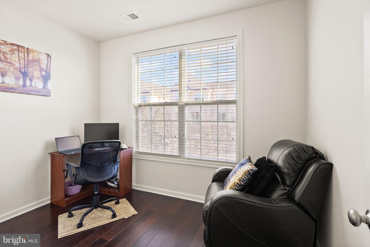 23305 MILLTOWN KNOLL SQ #106, ASHBURN, Virginia 20148, 2 Bedrooms Bedrooms, ,2 BathroomsBathrooms,Residential,For sale,23305 MILLTOWN KNOLL SQ #106,VALO2110870 MLS # VALO2110870 23305 MILLTOWN KNOLL SQ #106, ASHBURN, Virginia 20148, 2 Bedrooms Bedrooms, ,2 BathroomsBathrooms,Residential,For sale,23305 MILLTOWN KNOLL SQ #106,VALO2110870 MLS # VALO2110870