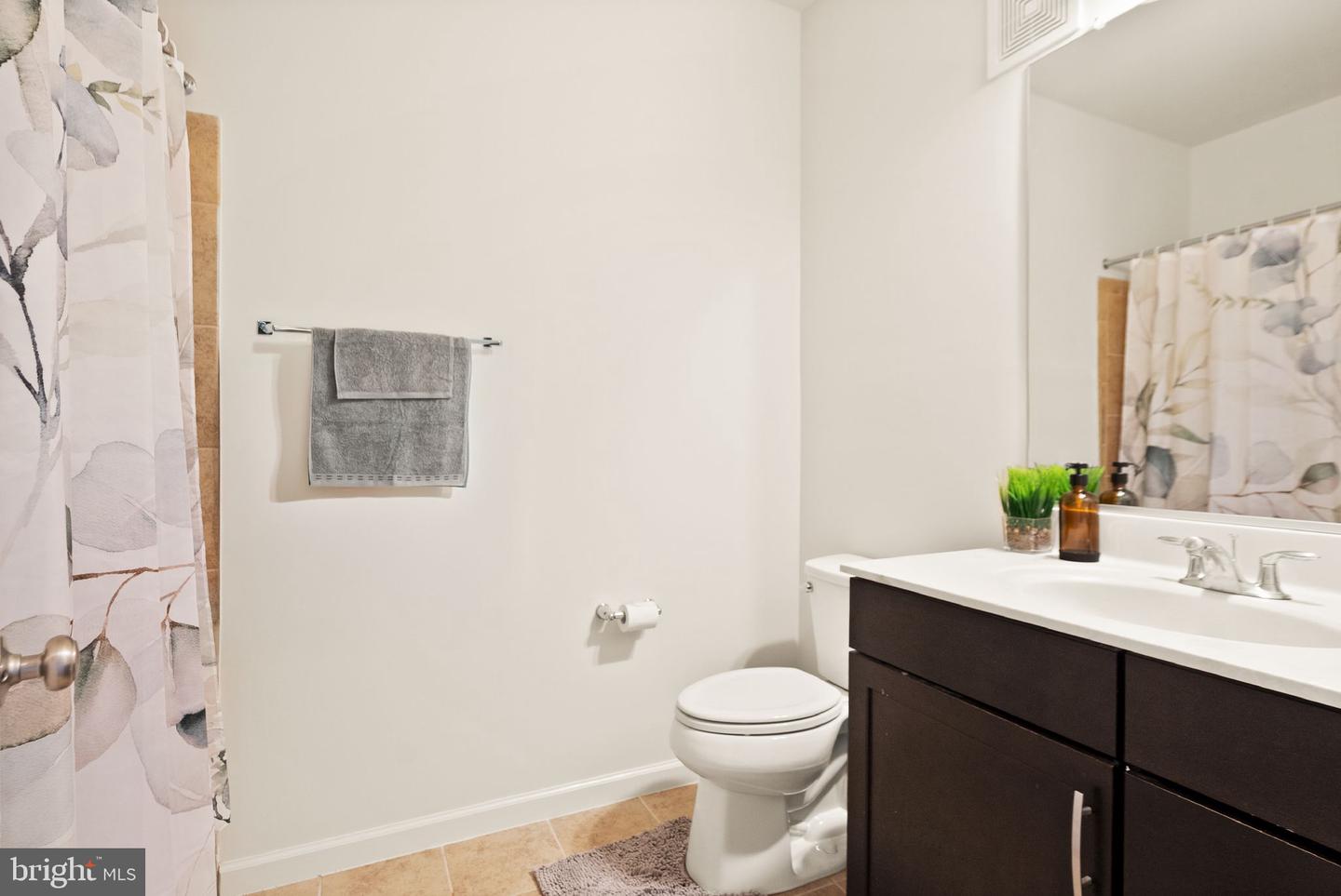 23305 MILLTOWN KNOLL SQ #106, ASHBURN, Virginia 20148, 2 Bedrooms Bedrooms, ,2 BathroomsBathrooms,Residential,For sale,23305 MILLTOWN KNOLL SQ #106,VALO2110870 MLS # VALO2110870 23305 MILLTOWN KNOLL SQ #106, ASHBURN, Virginia 20148, 2 Bedrooms Bedrooms, ,2 BathroomsBathrooms,Residential,For sale,23305 MILLTOWN KNOLL SQ #106,VALO2110870 MLS # VALO2110870