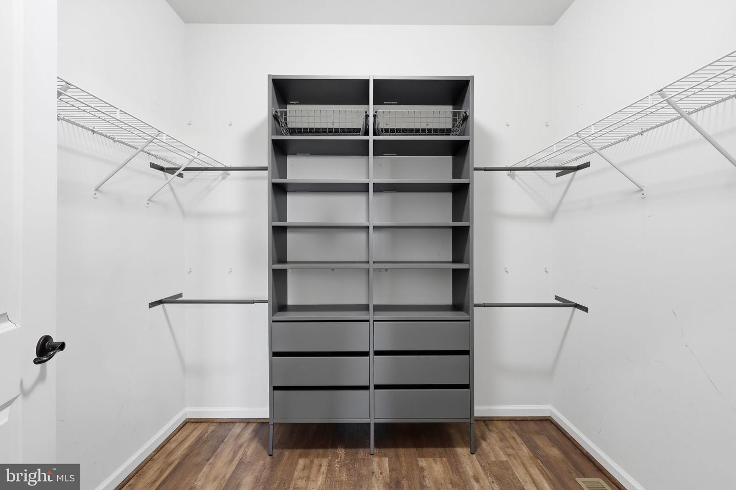 18052 RED MULBERRY RD, DUMFRIES, Virginia 22026, 4 Bedrooms Bedrooms, ,3 BathroomsBathrooms,Residential,For sale,18052 RED MULBERRY RD,VAPW2107576 MLS # VAPW2107576