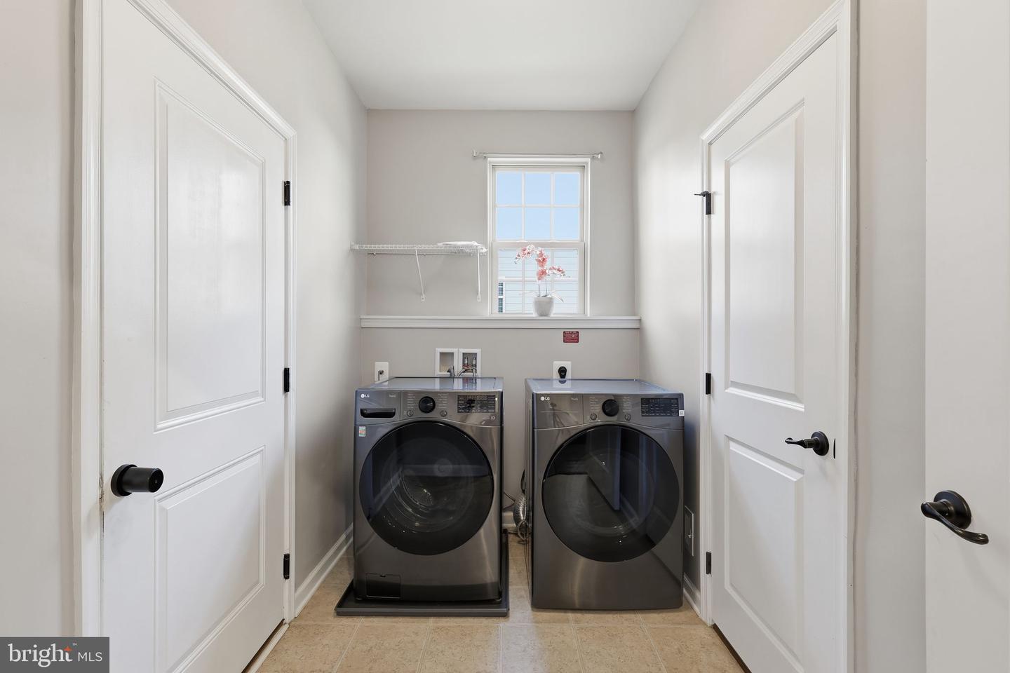 18052 RED MULBERRY RD, DUMFRIES, Virginia 22026, 4 Bedrooms Bedrooms, ,3 BathroomsBathrooms,Residential,For sale,18052 RED MULBERRY RD,VAPW2107576 MLS # VAPW2107576