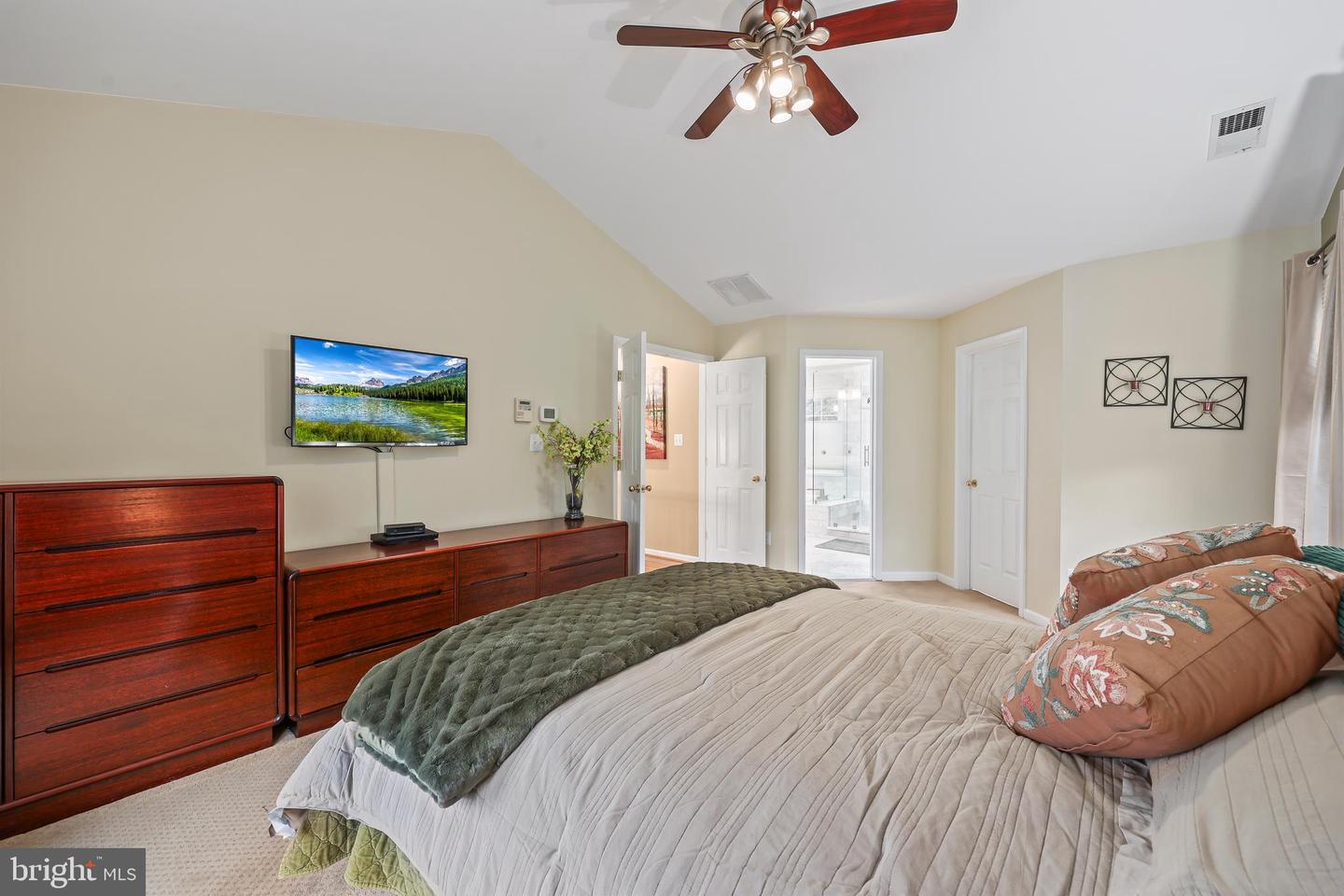 11405 NORTHWIND CT, RESTON, Virginia 20194, 5 Bedrooms Bedrooms, ,3 BathroomsBathrooms,Residential,For sale,11405 NORTHWIND CT,VAFX2278500 MLS # VAFX2278500 11405 NORTHWIND CT, RESTON, Virginia 20194, 5 Bedrooms Bedrooms, ,3 BathroomsBathrooms,Residential,For sale,11405 NORTHWIND CT,VAFX2278500 MLS # VAFX2278500