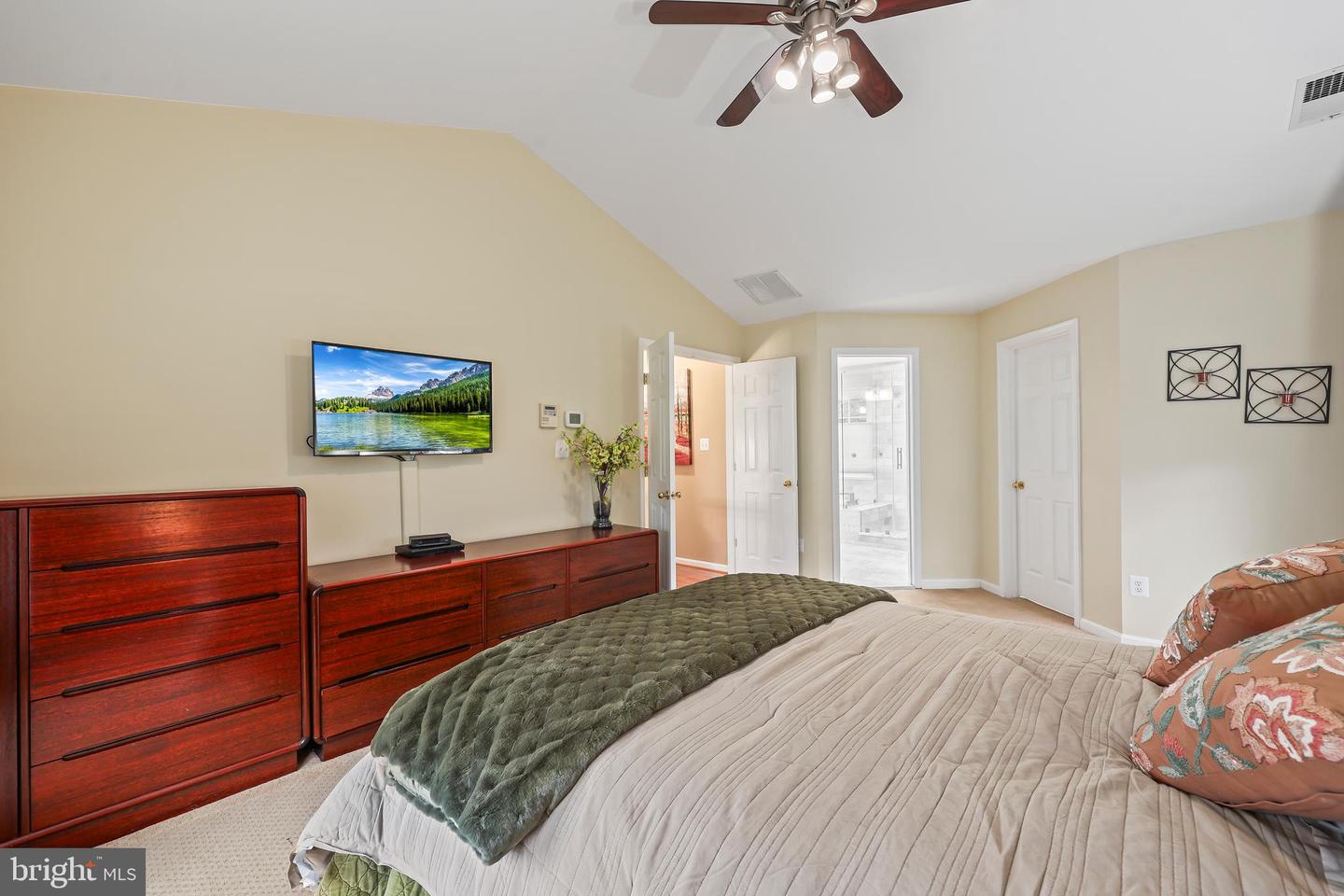 11405 NORTHWIND CT, RESTON, Virginia 20194, 5 Bedrooms Bedrooms, ,3 BathroomsBathrooms,Residential,For sale,11405 NORTHWIND CT,VAFX2278500 MLS # VAFX2278500 11405 NORTHWIND CT, RESTON, Virginia 20194, 5 Bedrooms Bedrooms, ,3 BathroomsBathrooms,Residential,For sale,11405 NORTHWIND CT,VAFX2278500 MLS # VAFX2278500