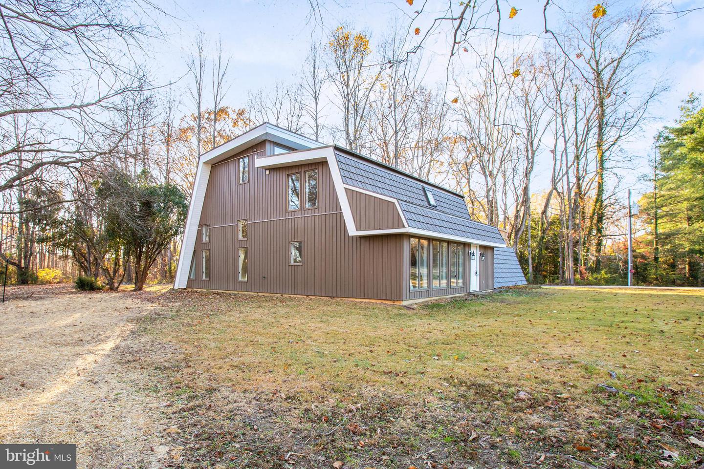 8550 WINDSOR DR, KING GEORGE, Virginia 22485, 3 Bedrooms Bedrooms, ,3 BathroomsBathrooms,Residential,For sale,8550 WINDSOR DR,VAKG2007272 MLS # VAKG2007272