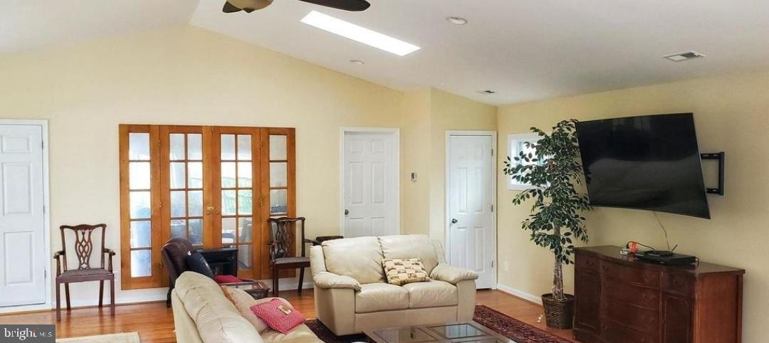 15408 SUNSET HARBOUR BLVD, MINERAL, Virginia 23117, 3 Bedrooms Bedrooms, ,4 BathroomsBathrooms,Residential,For sale,15408 SUNSET HARBOUR BLVD,VASP2037600 MLS # VASP2037600