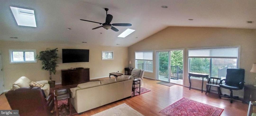 15408 SUNSET HARBOUR BLVD, MINERAL, Virginia 23117, 3 Bedrooms Bedrooms, ,4 BathroomsBathrooms,Residential,For sale,15408 SUNSET HARBOUR BLVD,VASP2037600 MLS # VASP2037600